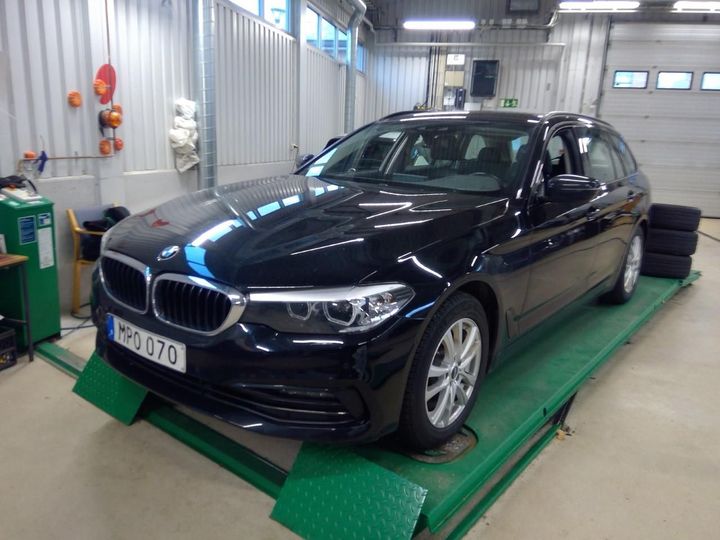 BMW SERIES 5 2019 wbajp3109kbt92478