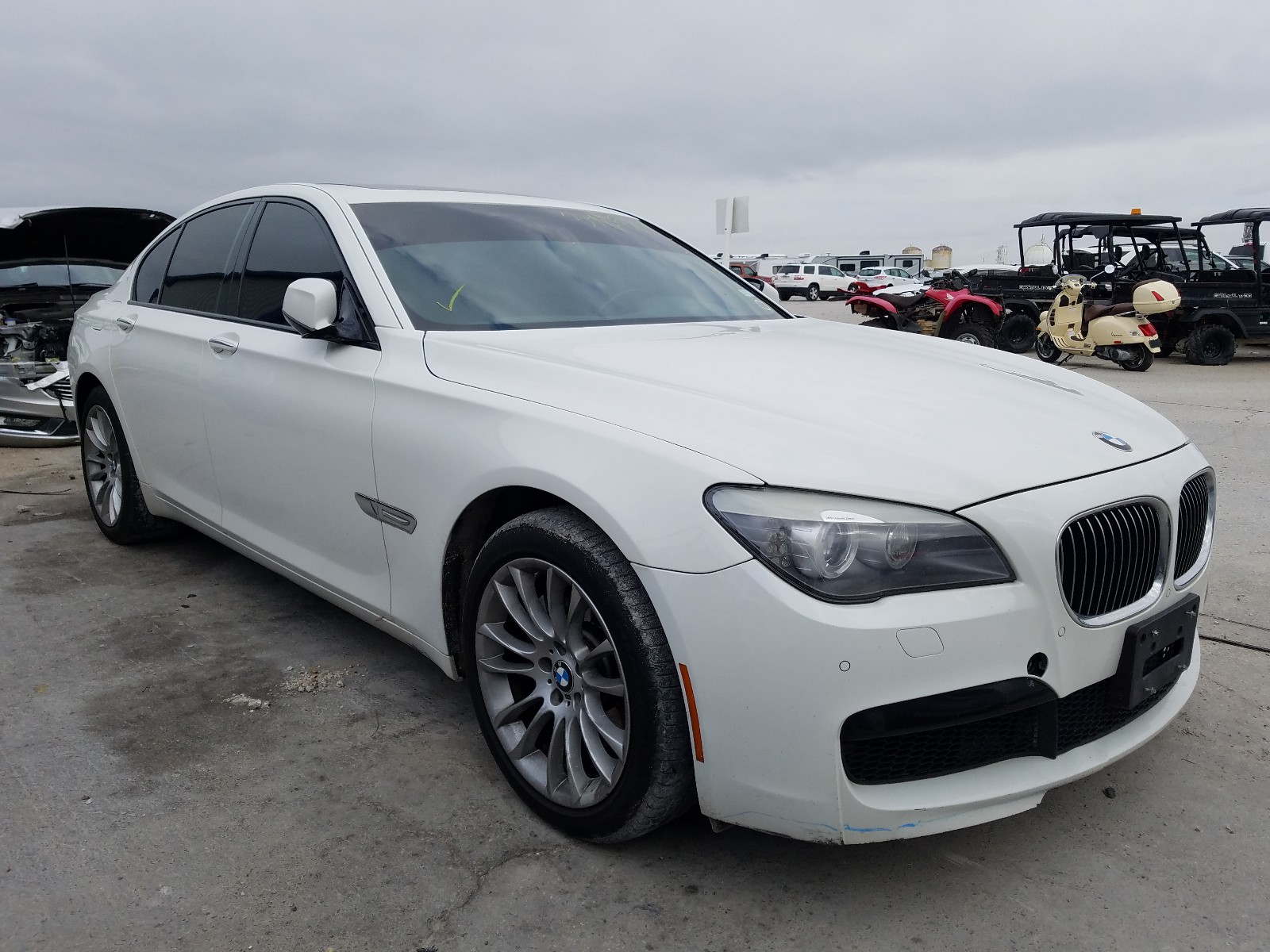 BMW 740 I 2011 wbaka4c56bc612464