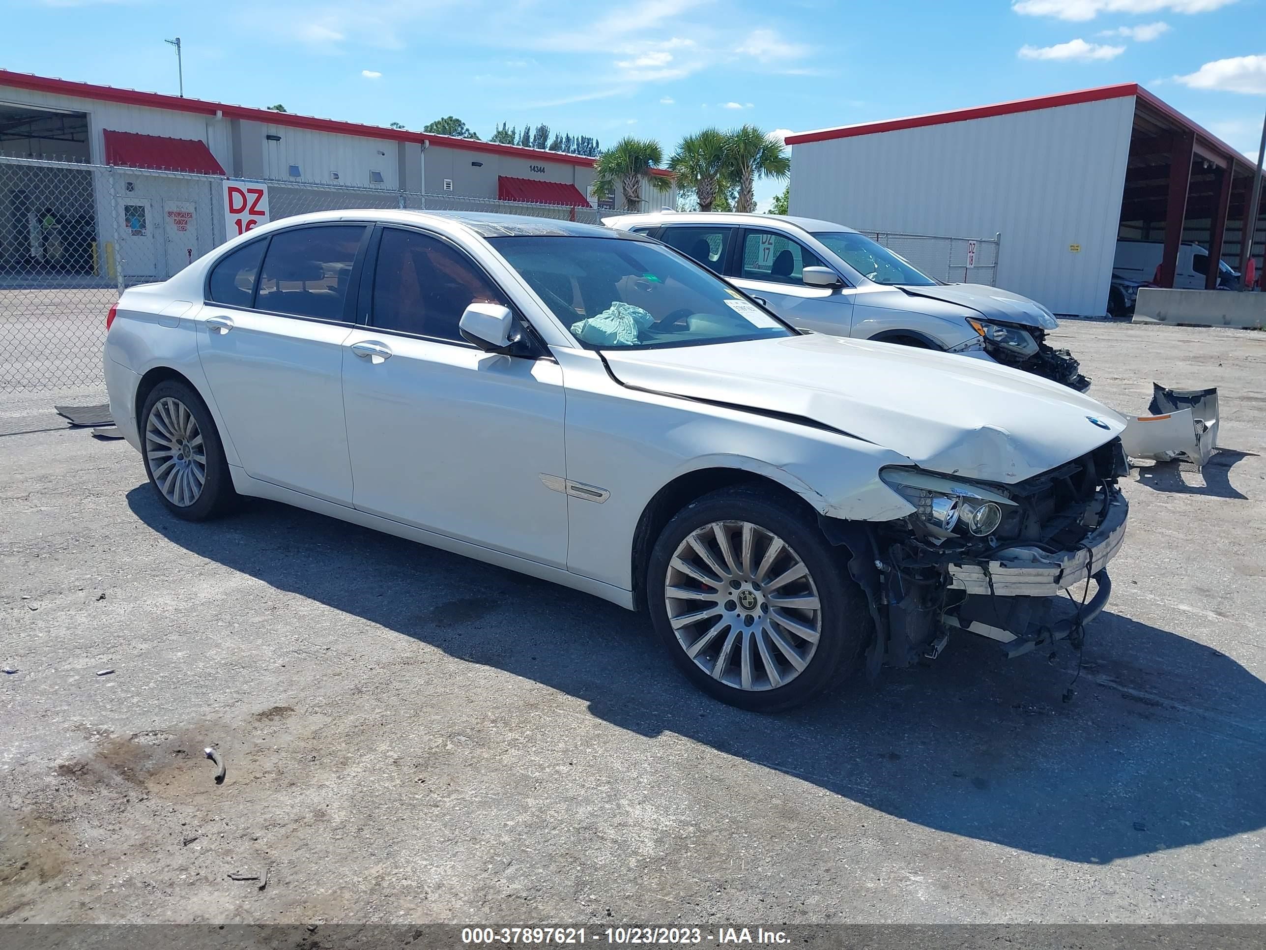 BMW 7ER 2009 wbaka83569cy34990