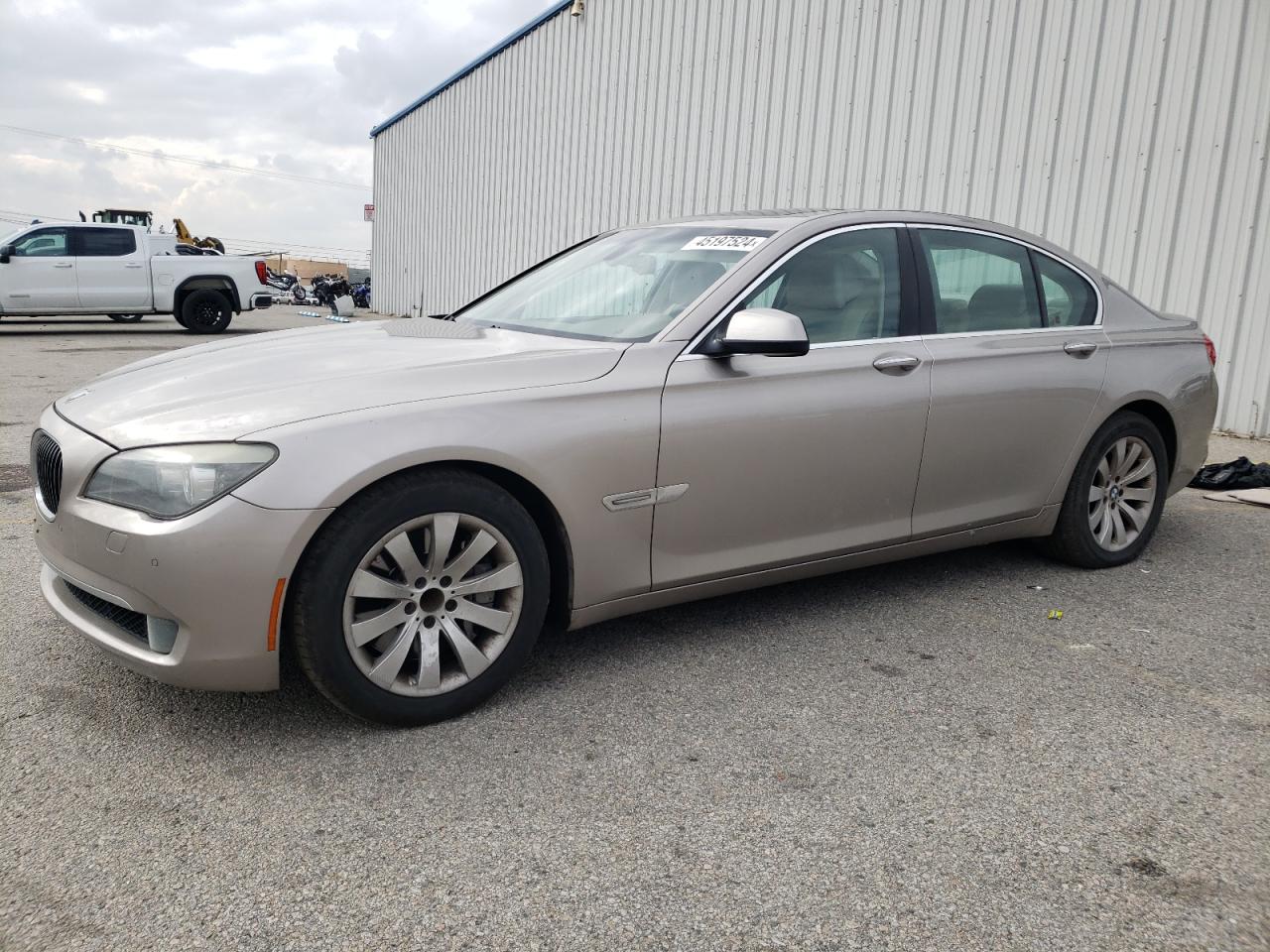 BMW 7ER 2009 wbaka83589cy35252