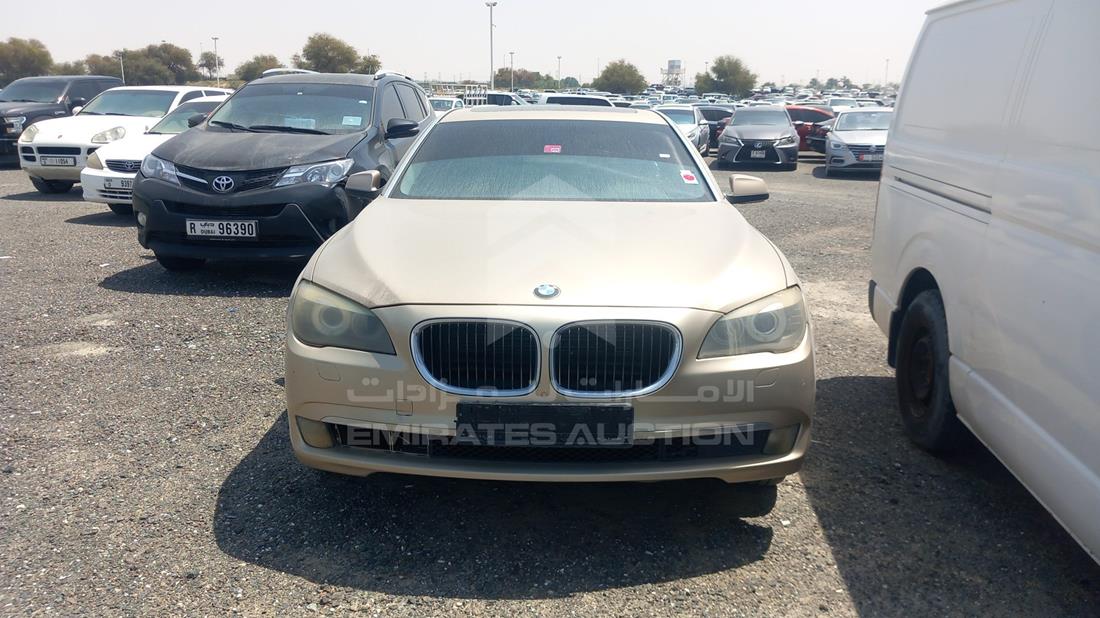 BMW 730 2011 wbakb2104bc674700