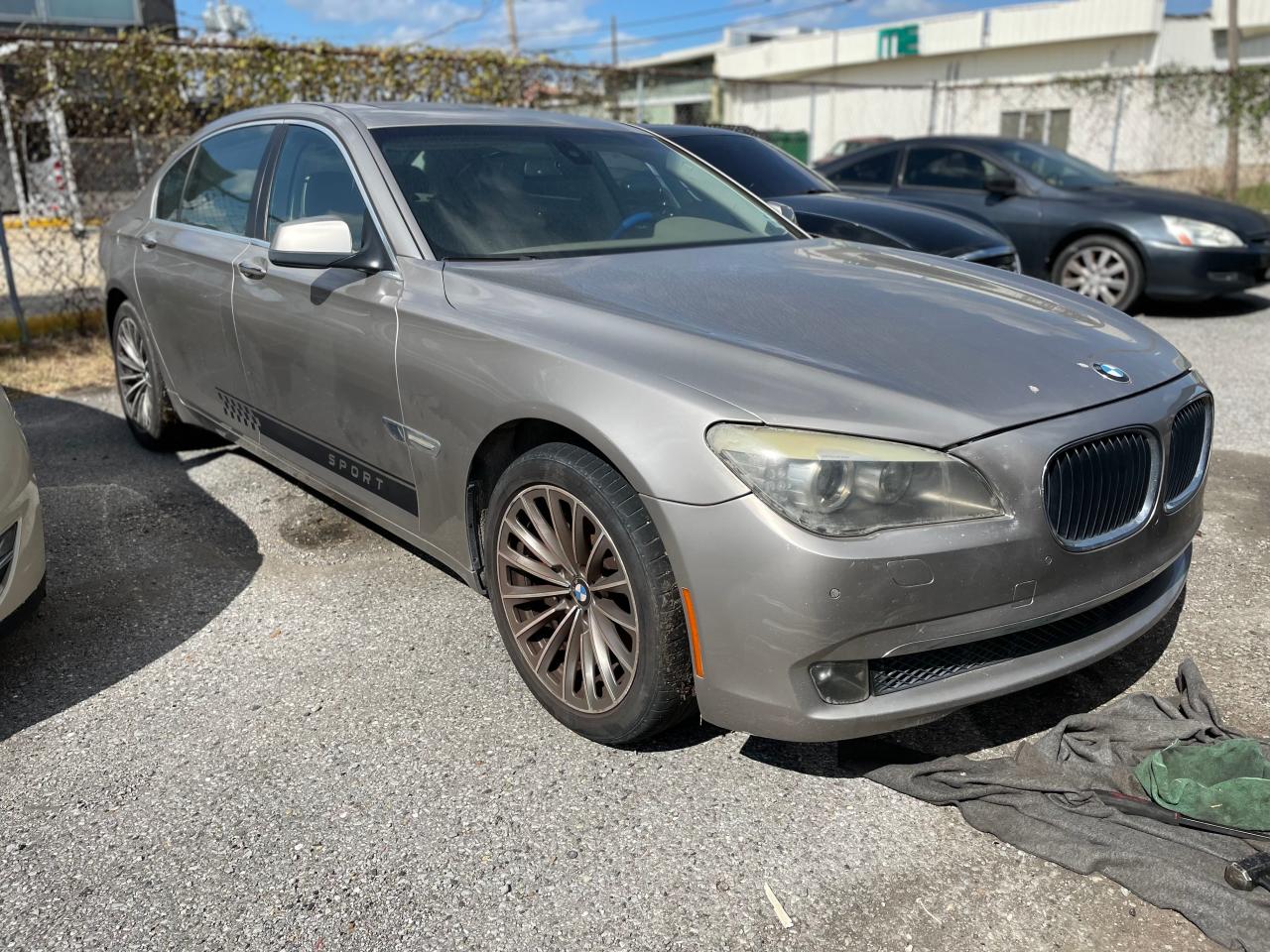 BMW 7ER 2011 wbakb4c5xbc392727