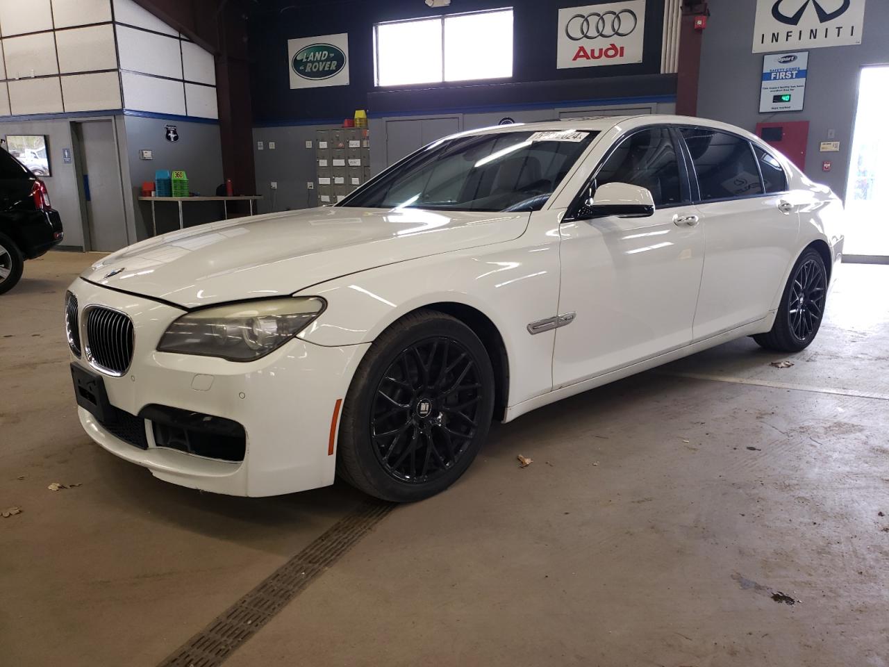 BMW 7ER 2012 wbakc8c57cc437046