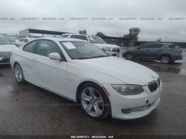 BMW 3 2011 wbake3c52be441635