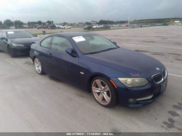 BMW 3 2011 wbake3c54be557516