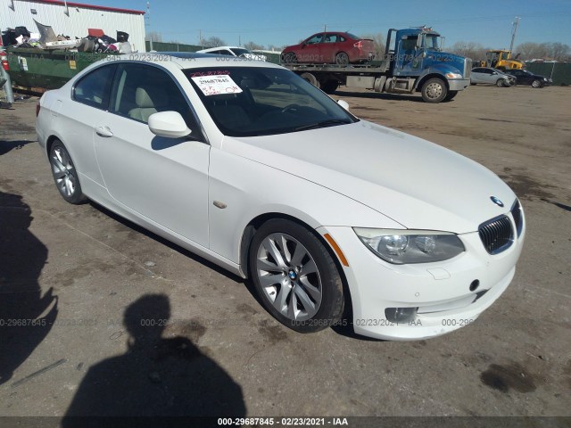 BMW 3 2011 wbake3c54be769199