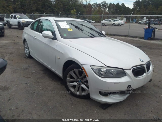 BMW 3 2011 wbake3c55be558996