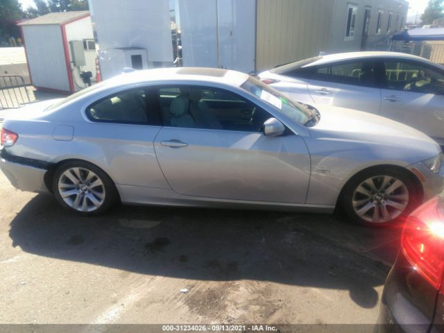 BMW 3 2011 wbake5c58be573648