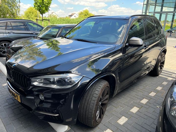 BMW X5 2015 wbaks810000m48672