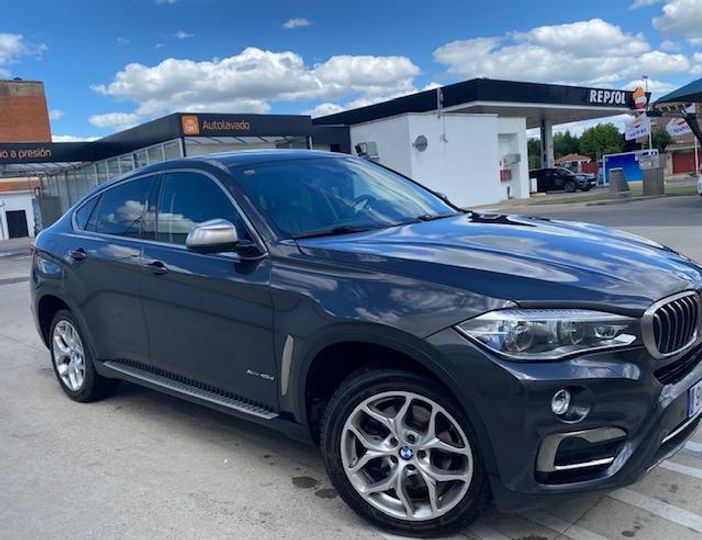 BMW X6 4X4 (FOUR WHEEL DRIVE). 2015 wbakv410700h14272