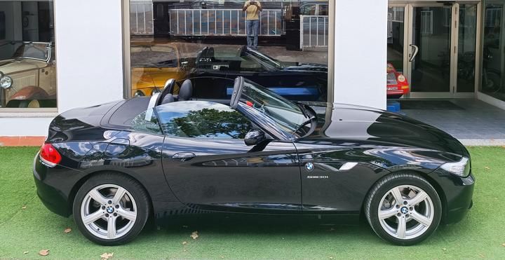 BMW Z4 CONVERTIBLE 2009 wbalm510x0e157967