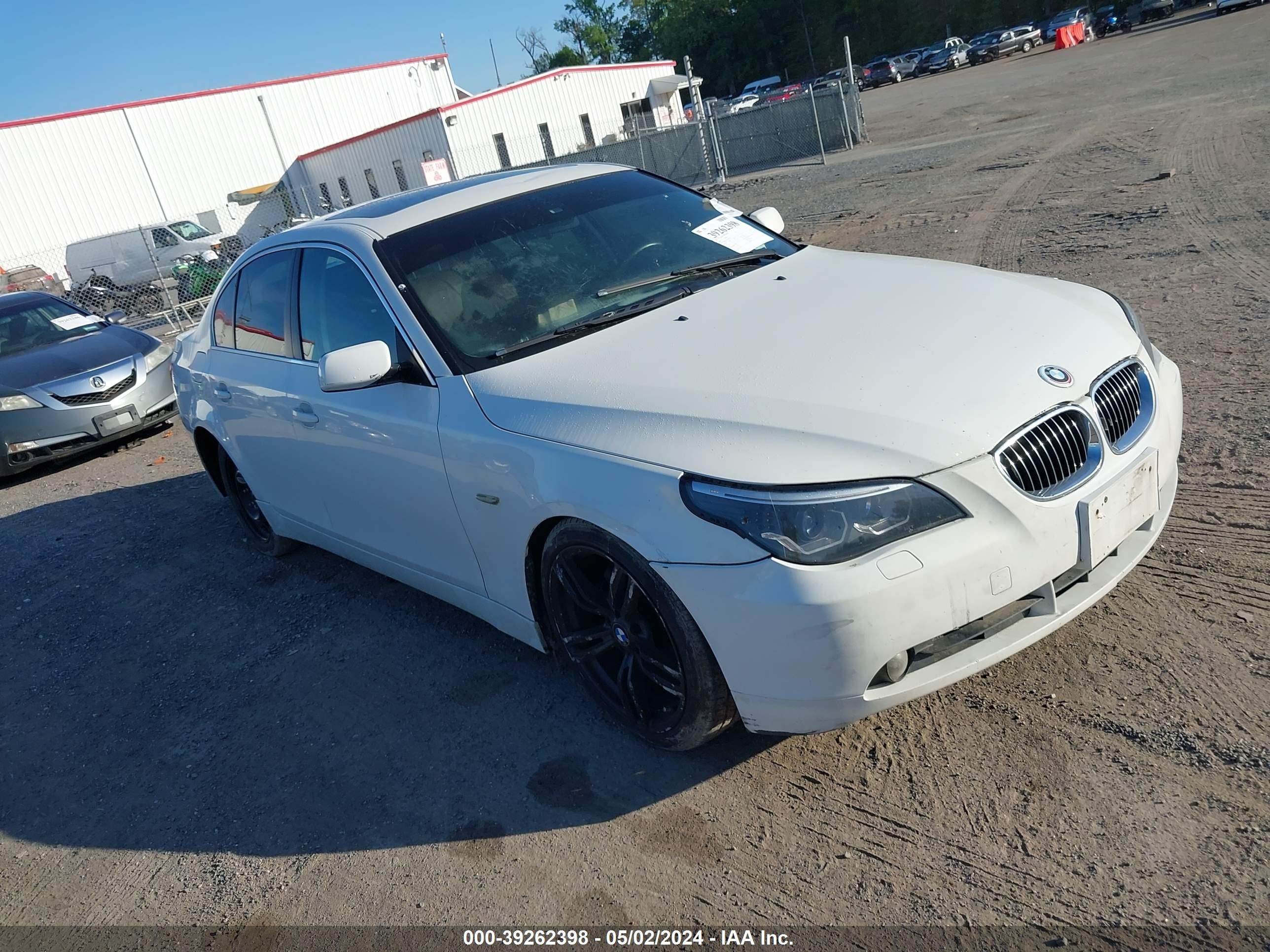 BMW 5ER 2004 wbana53514b855272