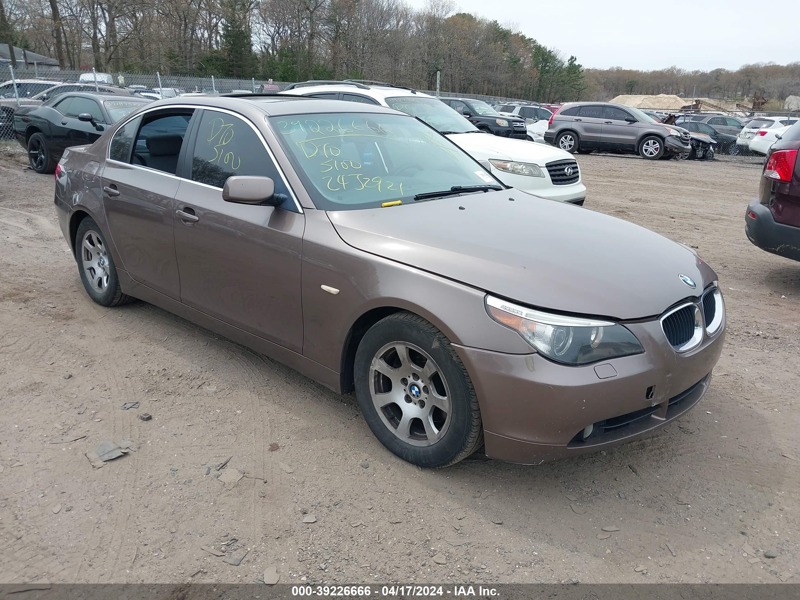 BMW 5ER 2004 wbana53524b848556