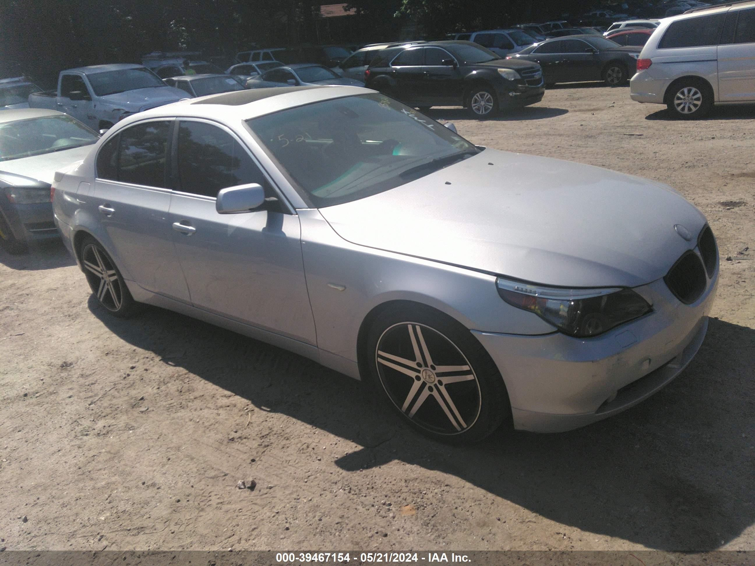 BMW 5ER 2005 wbana53555b857821