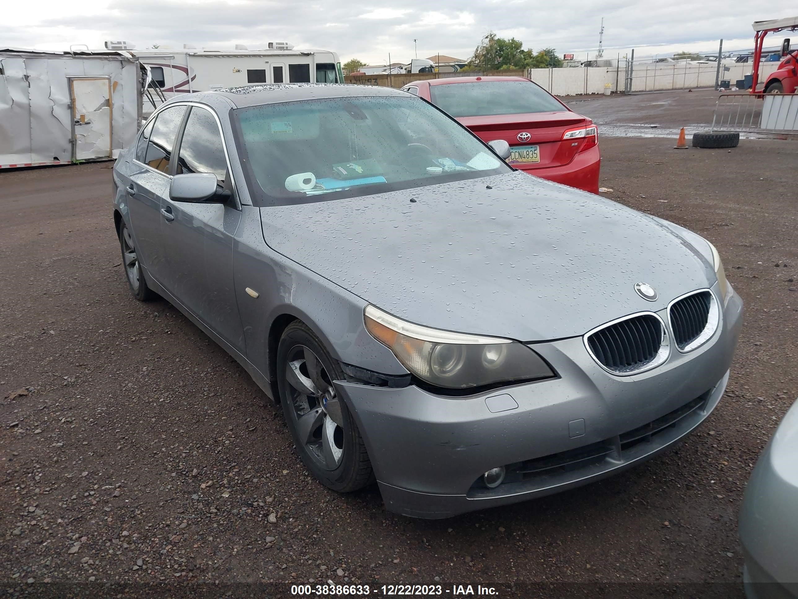 BMW 5ER 2005 wbana53555b859438