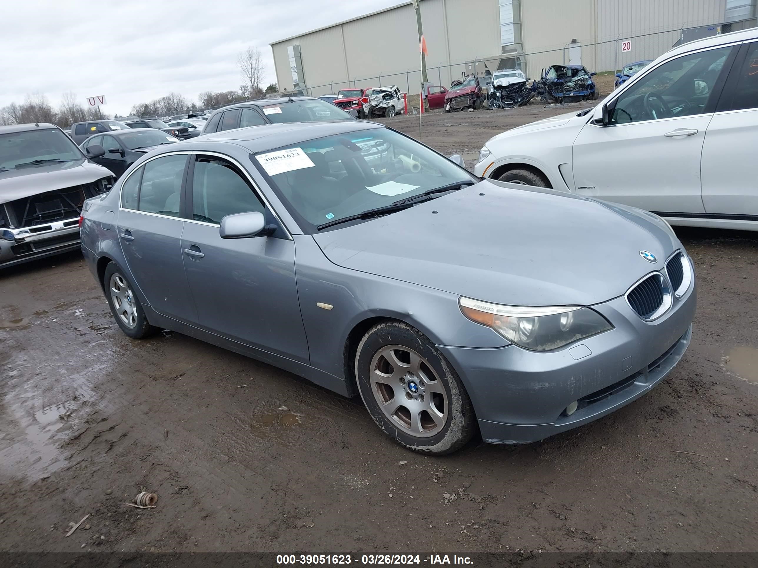 BMW 5ER 2004 wbana53564b849466