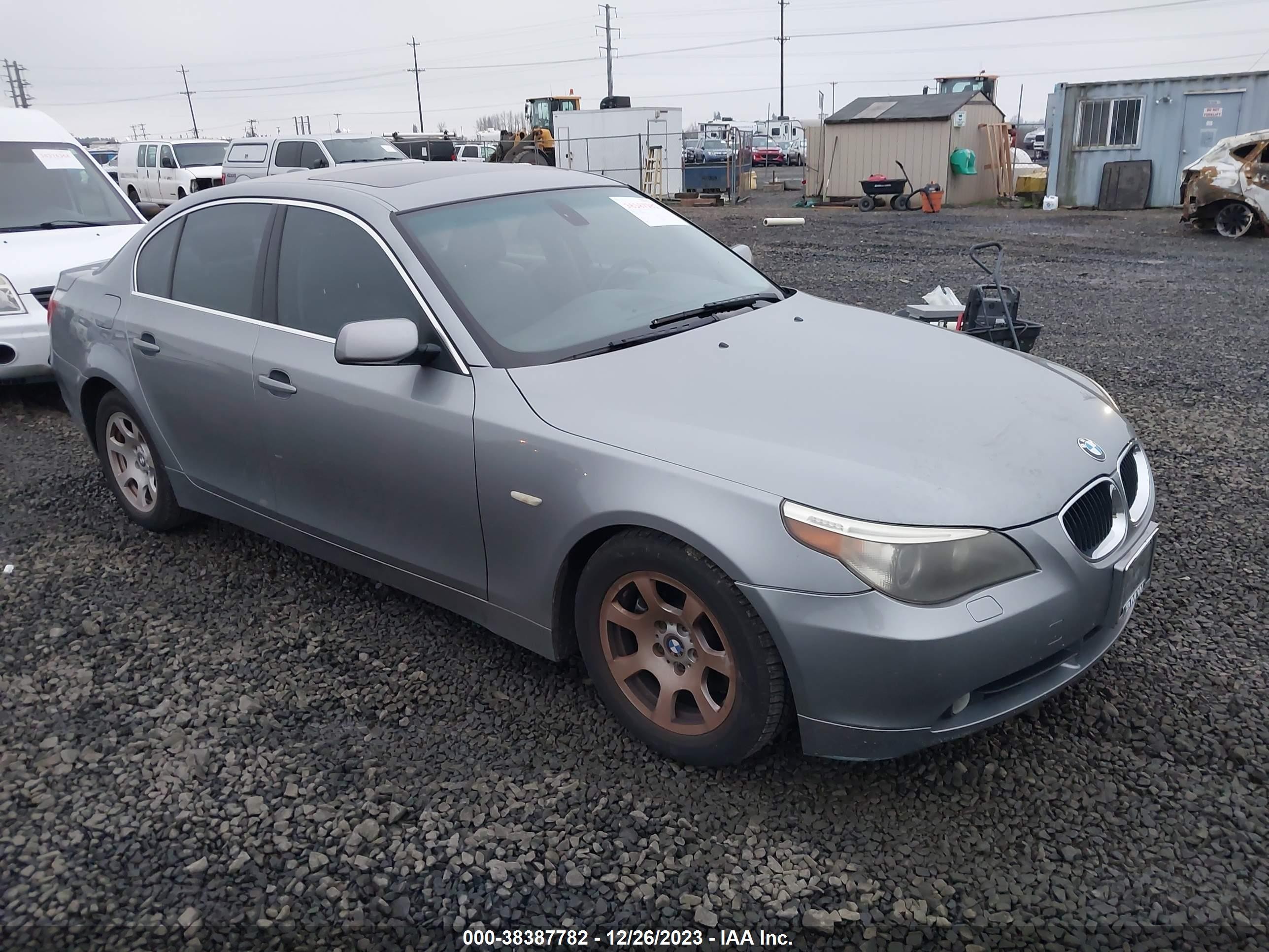 BMW 5ER 2004 wbana53584b846536