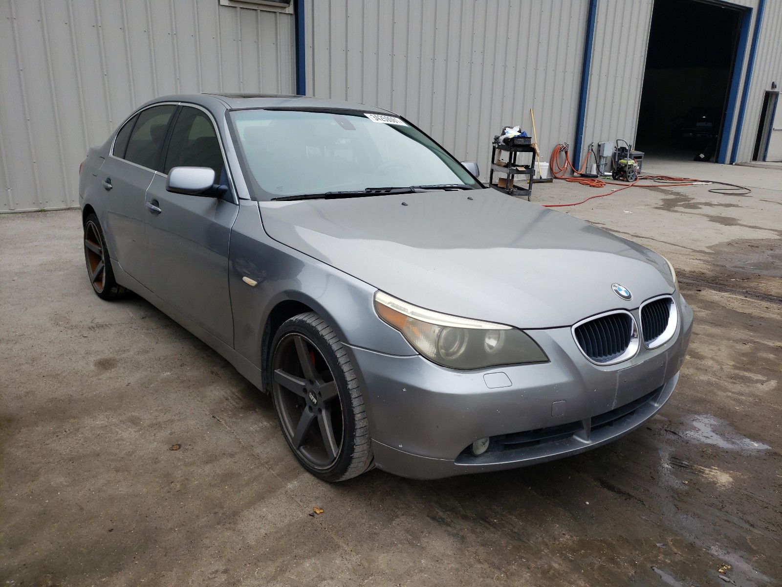 BMW 530 I 2005 wbana73505b815889