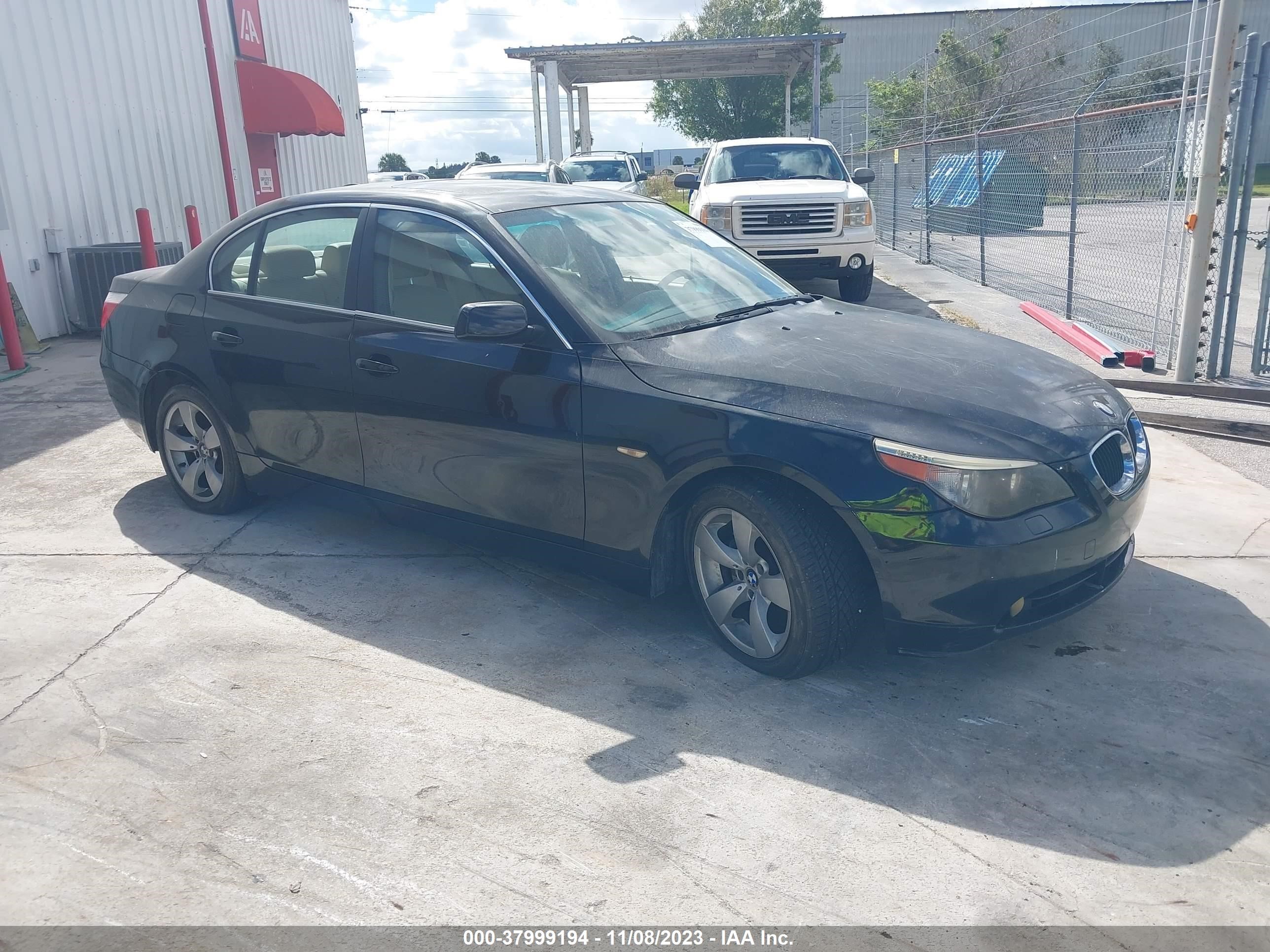 BMW 5ER 2005 wbana73515b817327