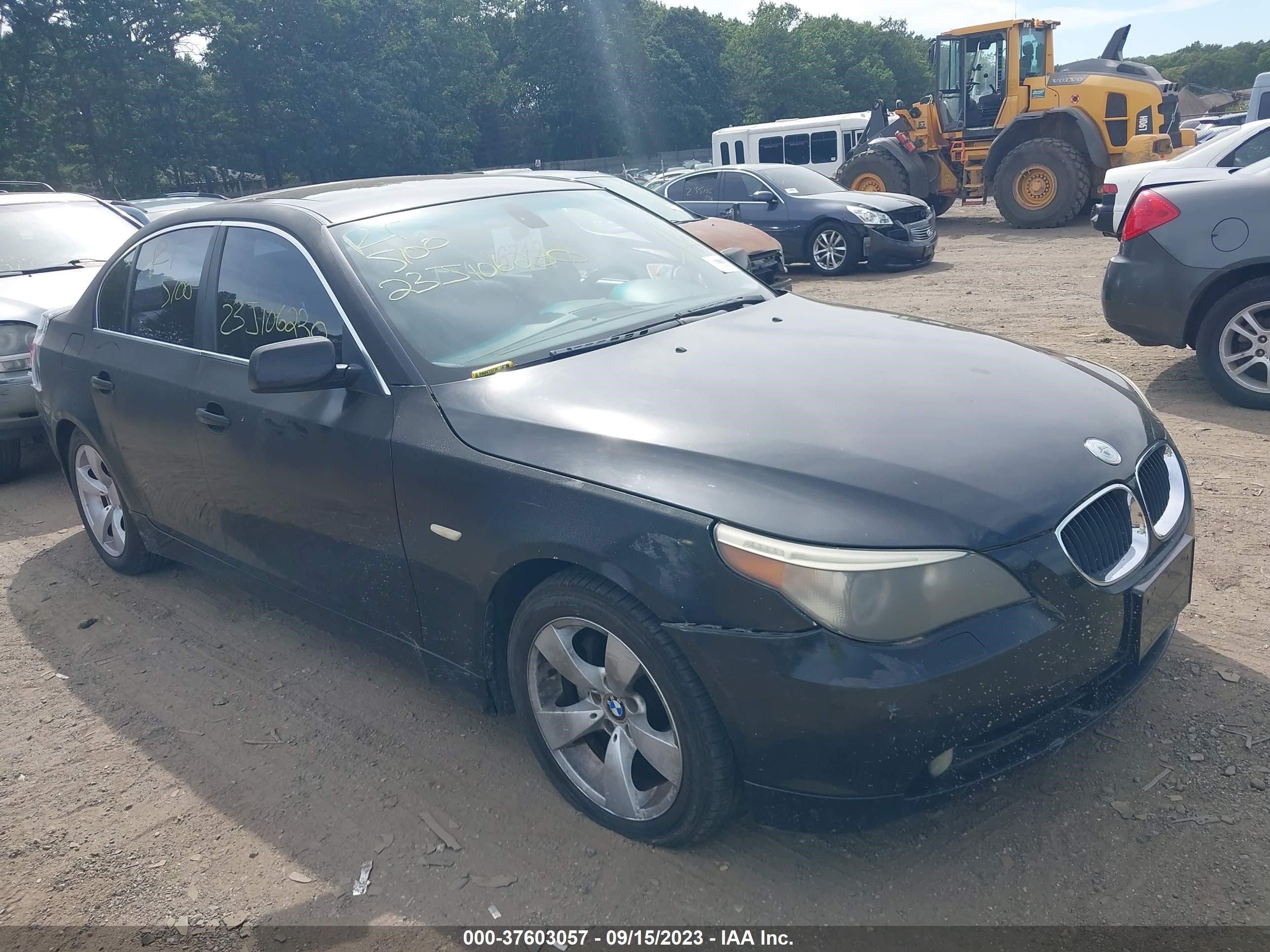 BMW 5ER 2005 wbana73525b818535