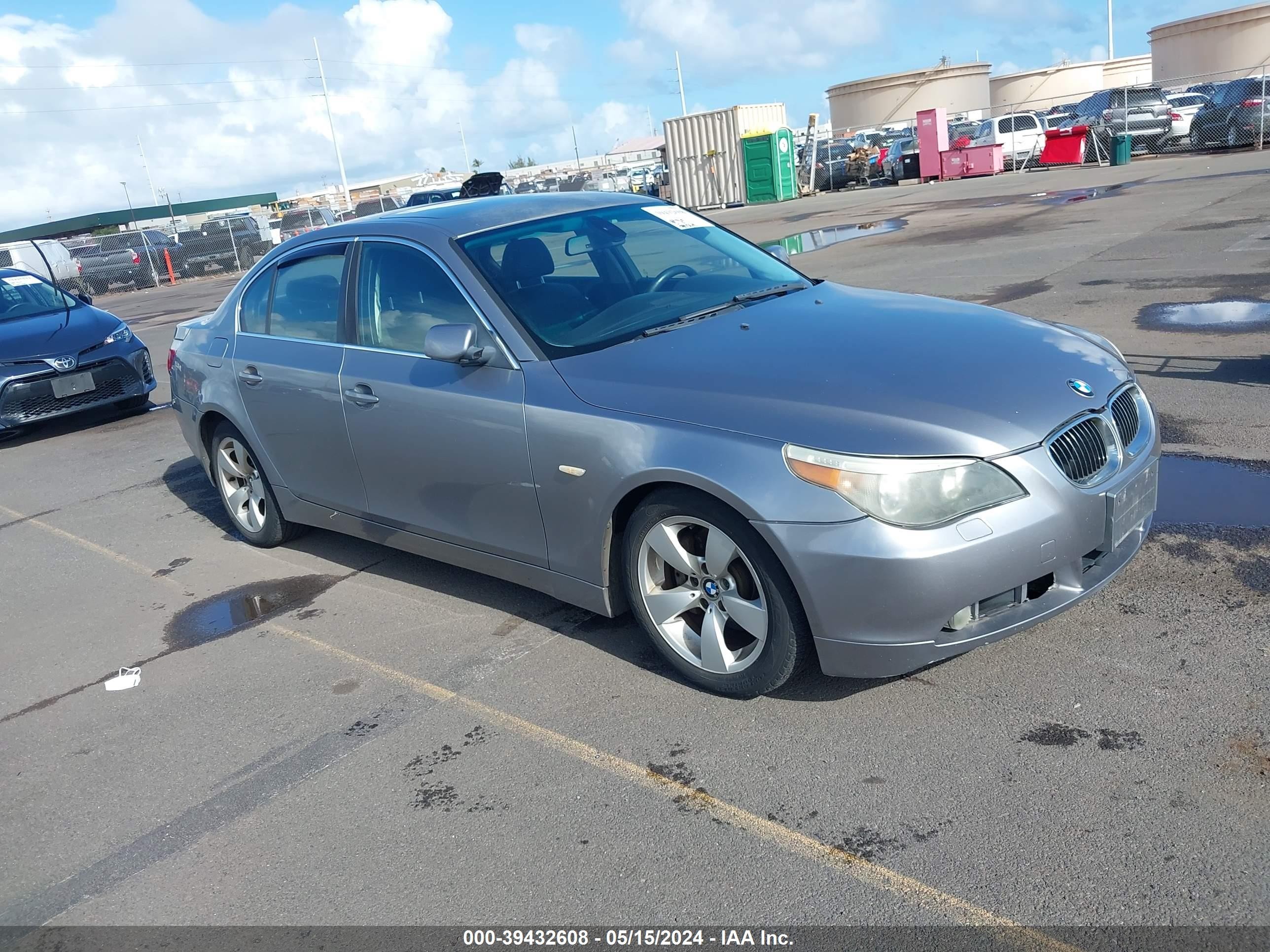 BMW 5ER 2004 wbana73564b801641