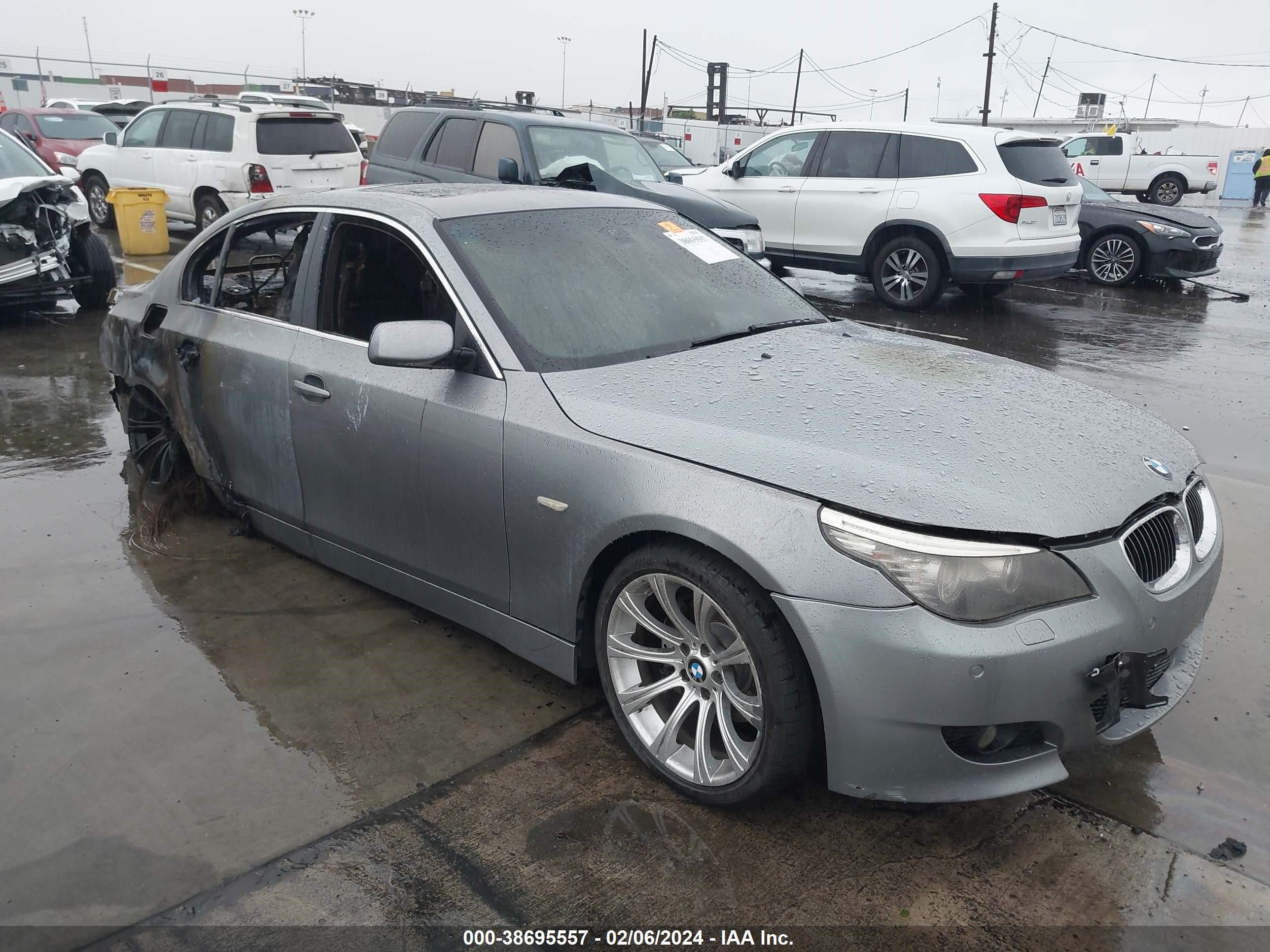 BMW 5ER 2005 wbana73565b813984