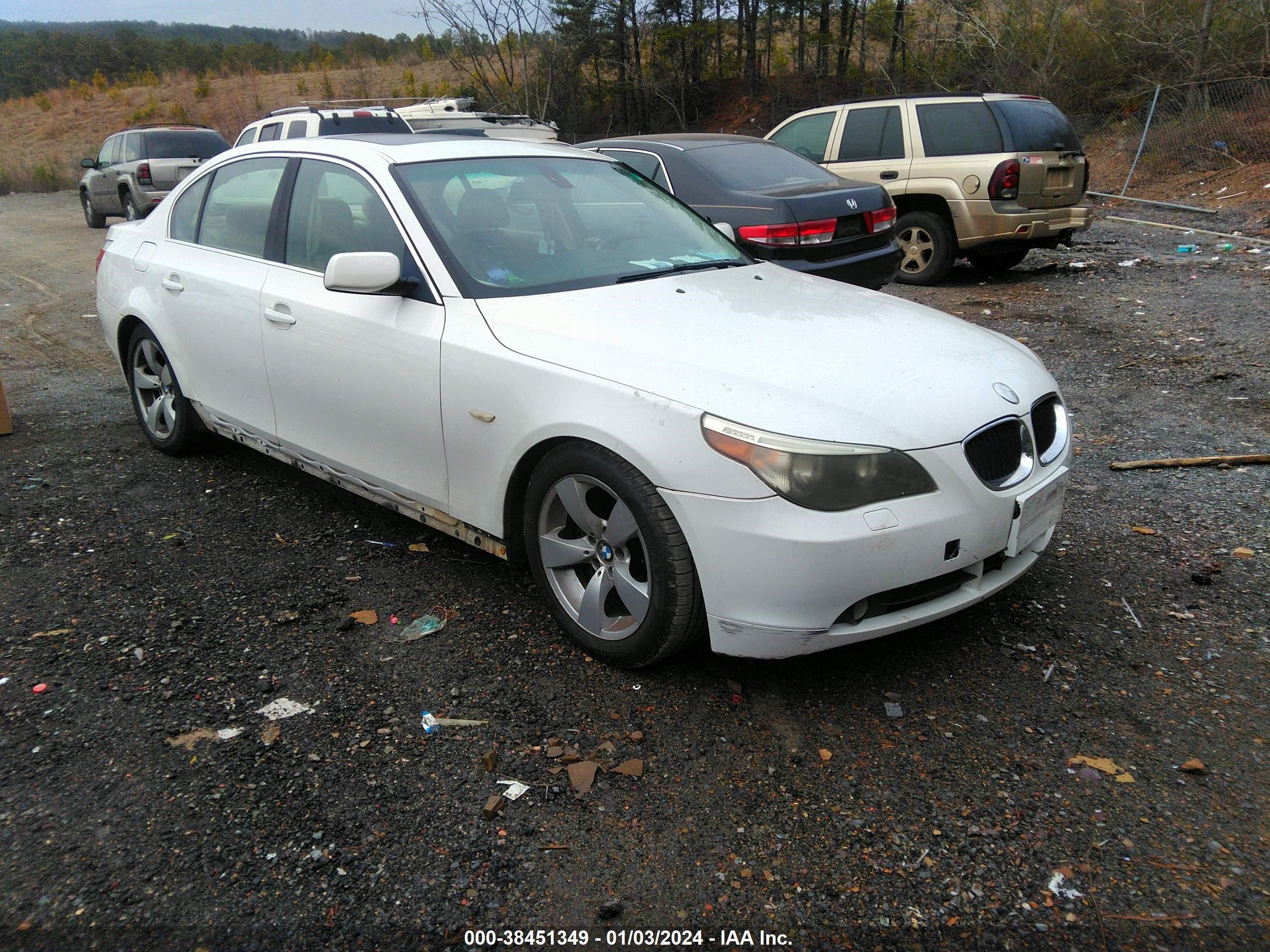 BMW 5ER 2004 wbana73574b060903