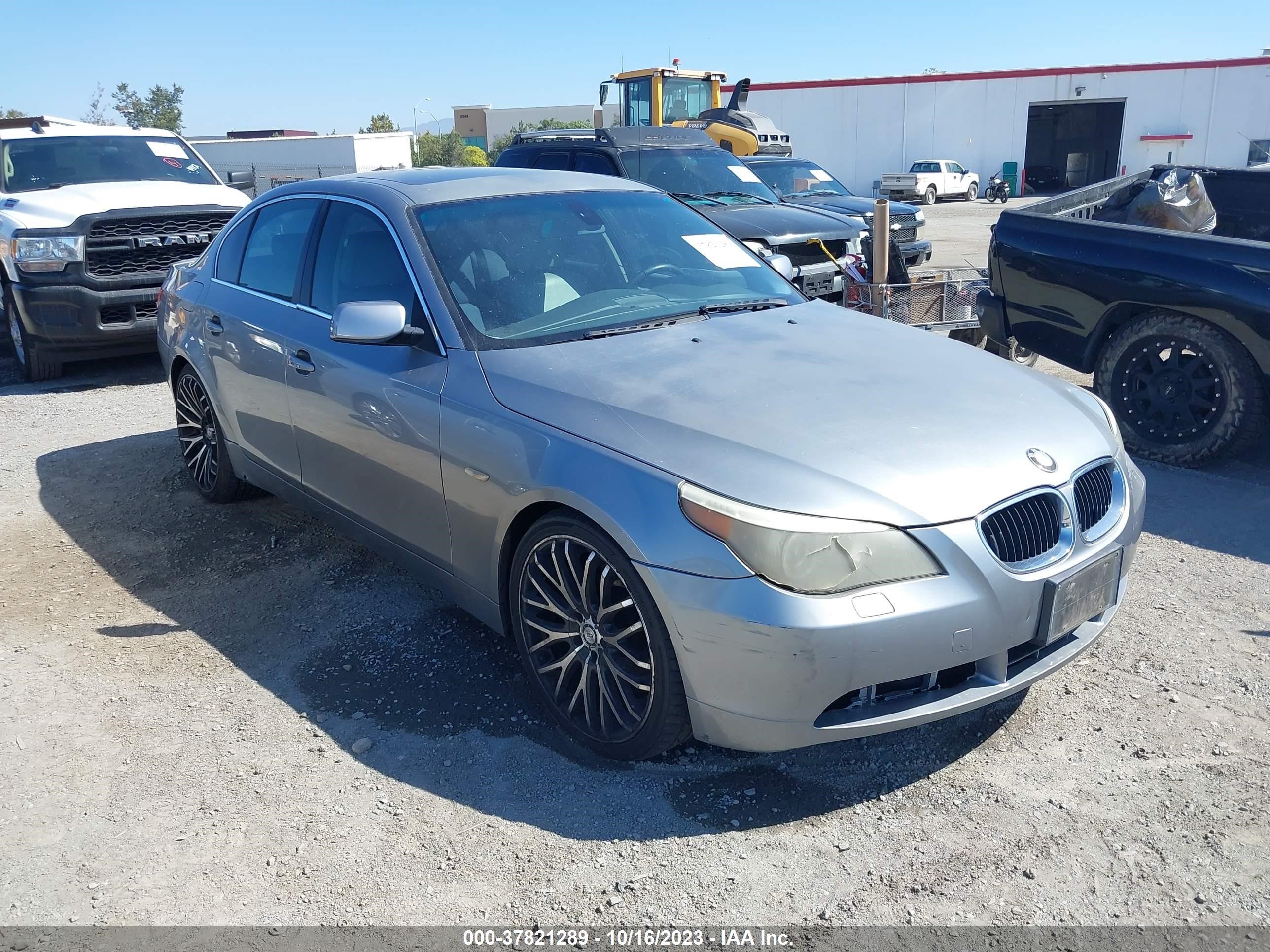 BMW 5ER 2005 wbana73595cr57488