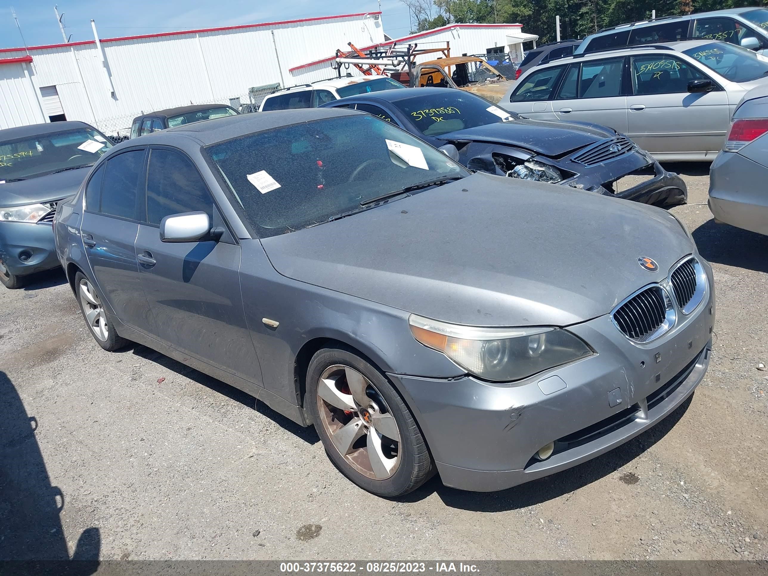 BMW 5ER 2004 wbanb33514b112502