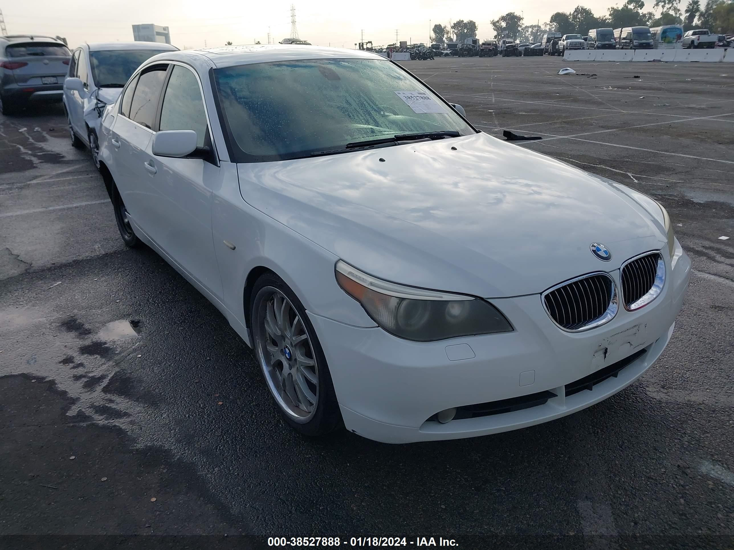 BMW 5ER 2007 wbane73587cm49844