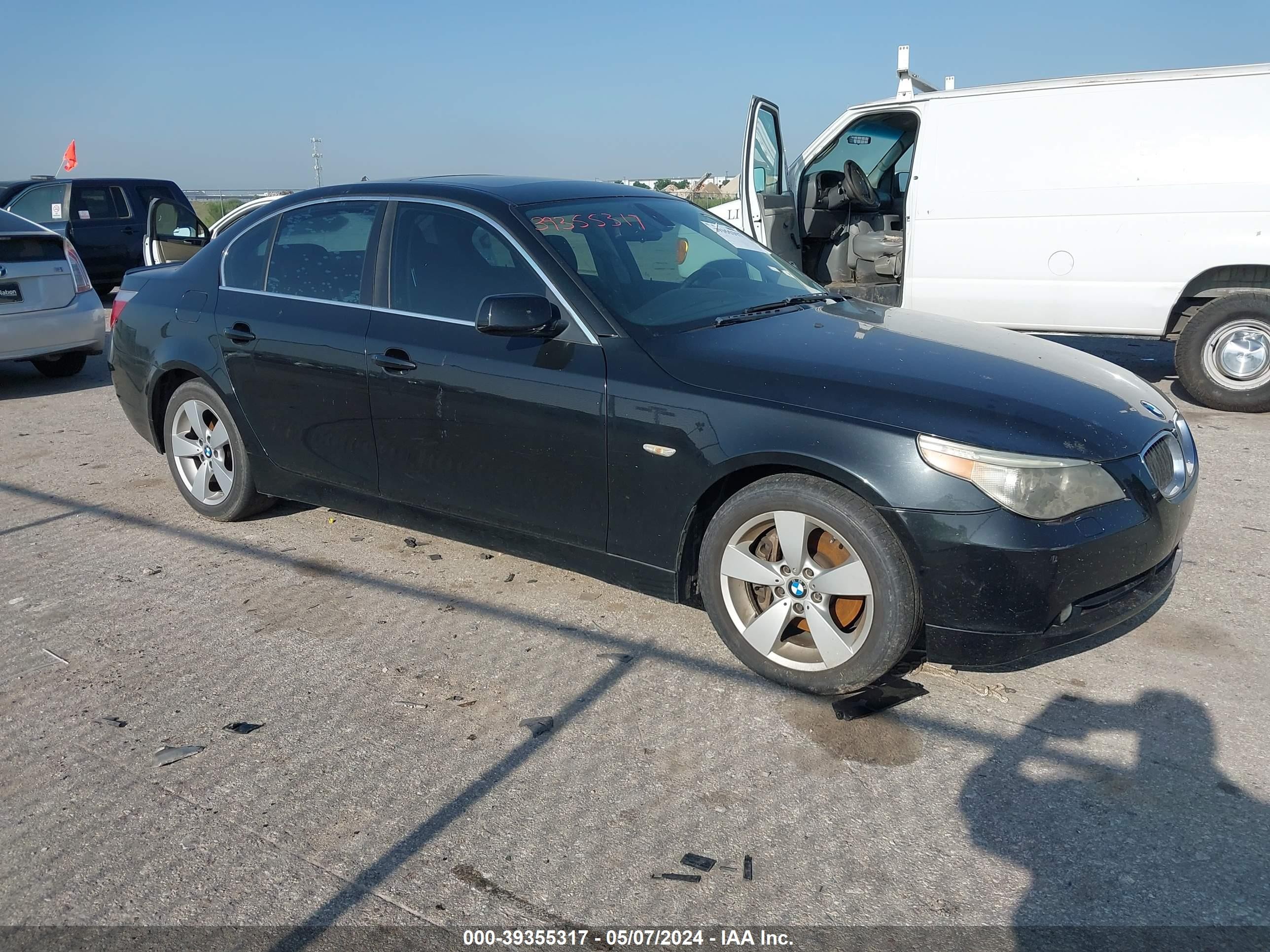 BMW 5ER 2007 wbanf33507cs41642