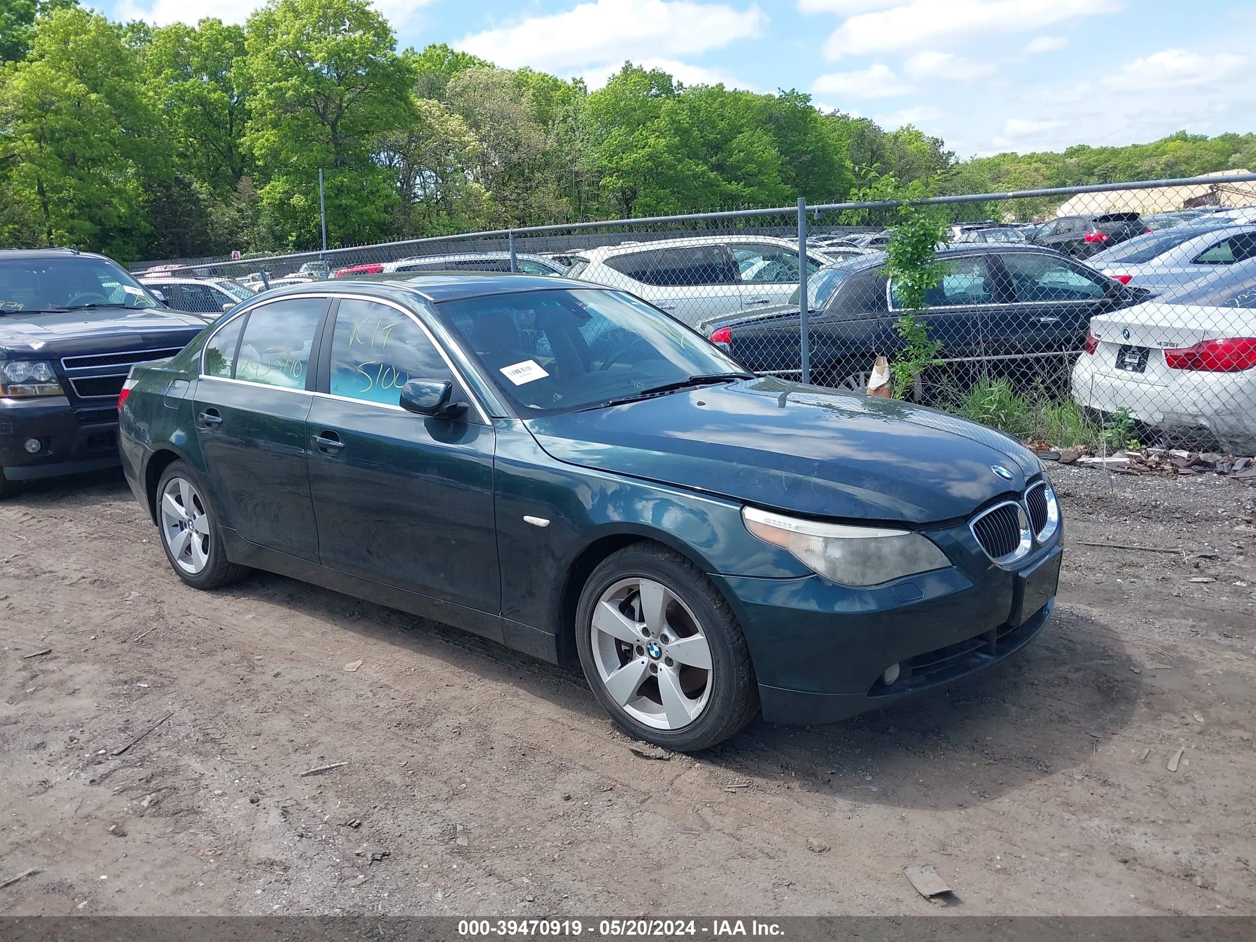 BMW 5ER 2006 wbanf33516cs37517