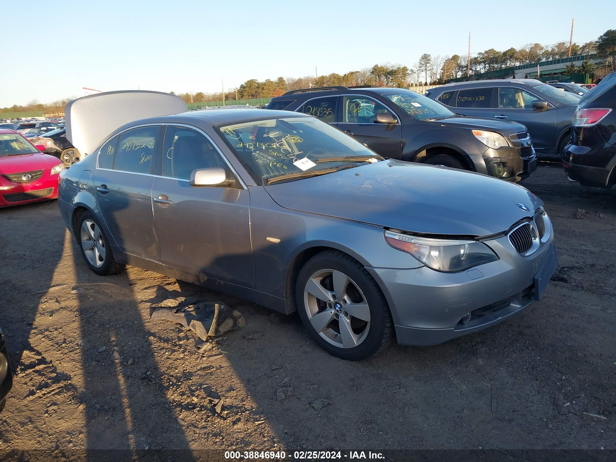 BMW 5ER 2007 wbanf33517cs41505