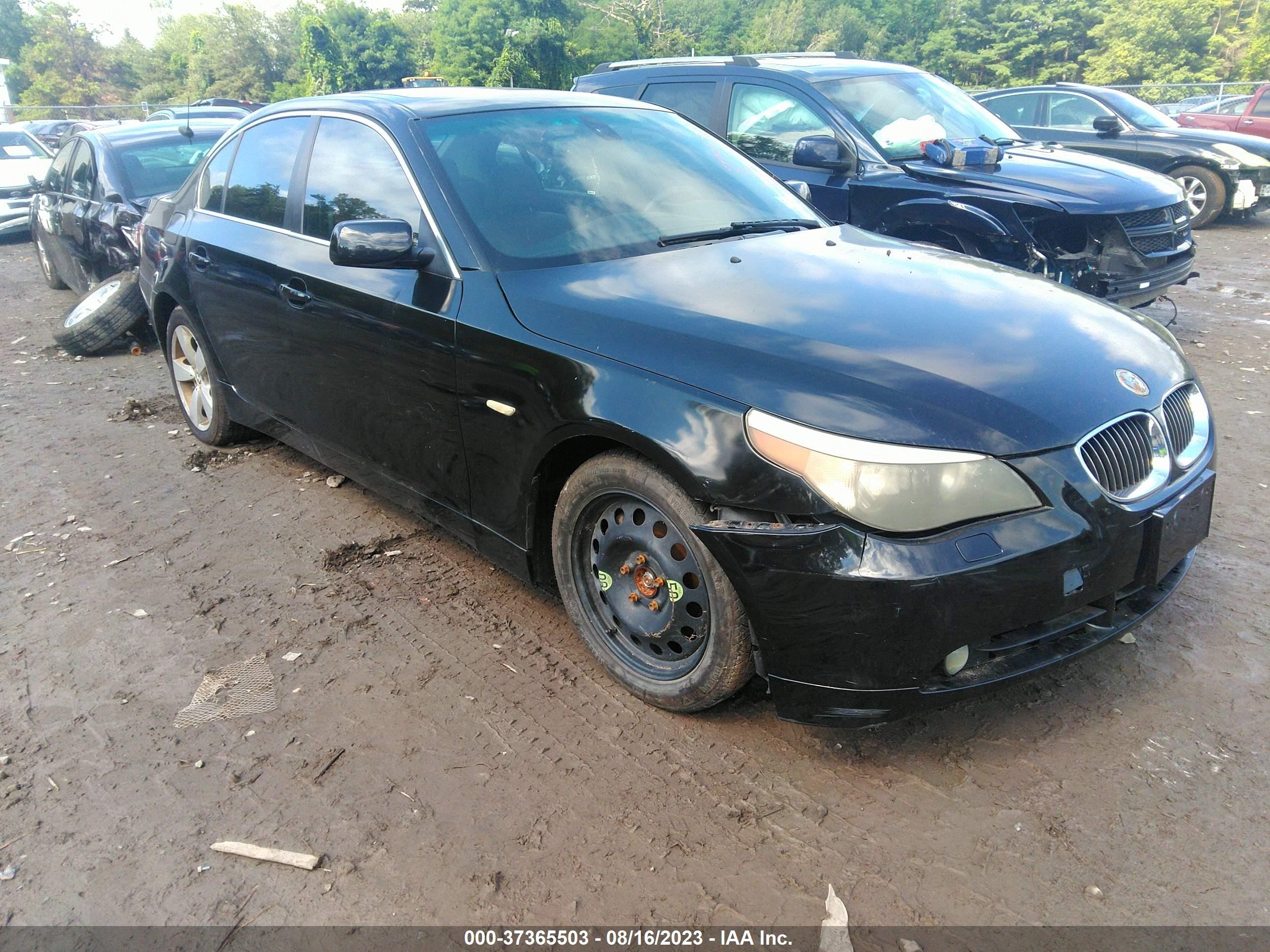 BMW 5ER 2007 wbanf33537cw70693