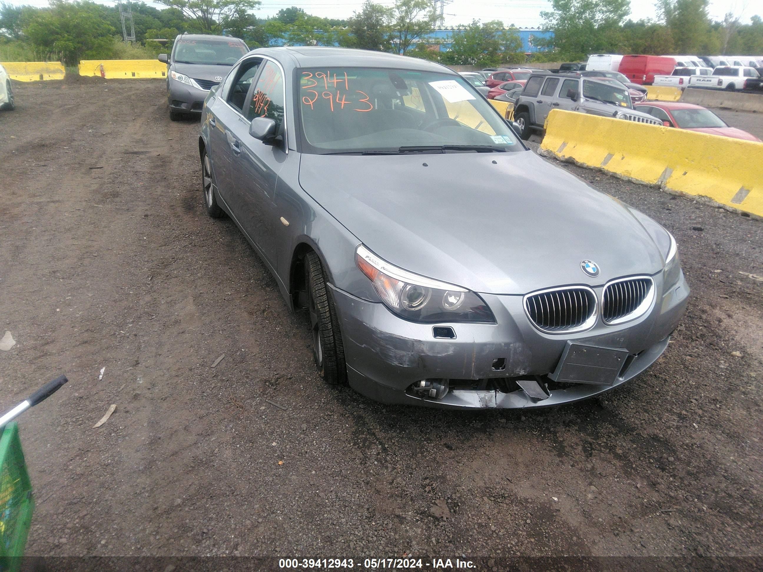 BMW 5ER 2007 wbanf73537cu27313