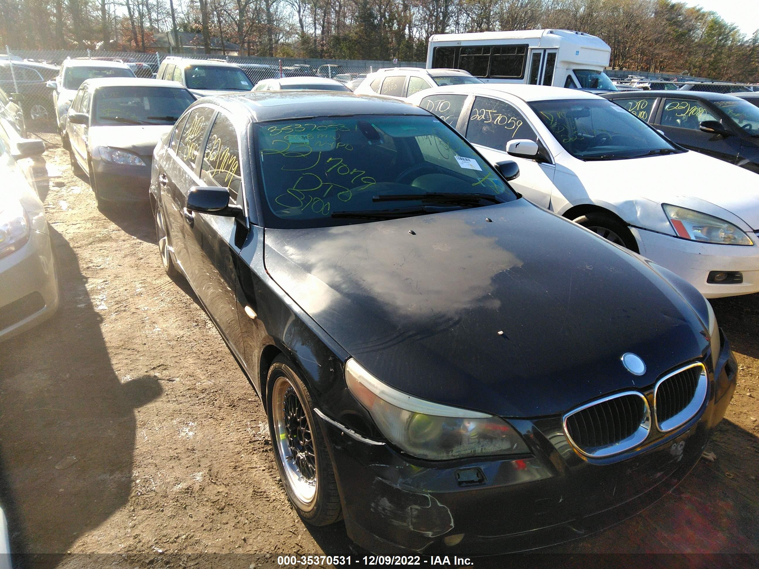 BMW 5ER 2006 wbanf73596cg66267