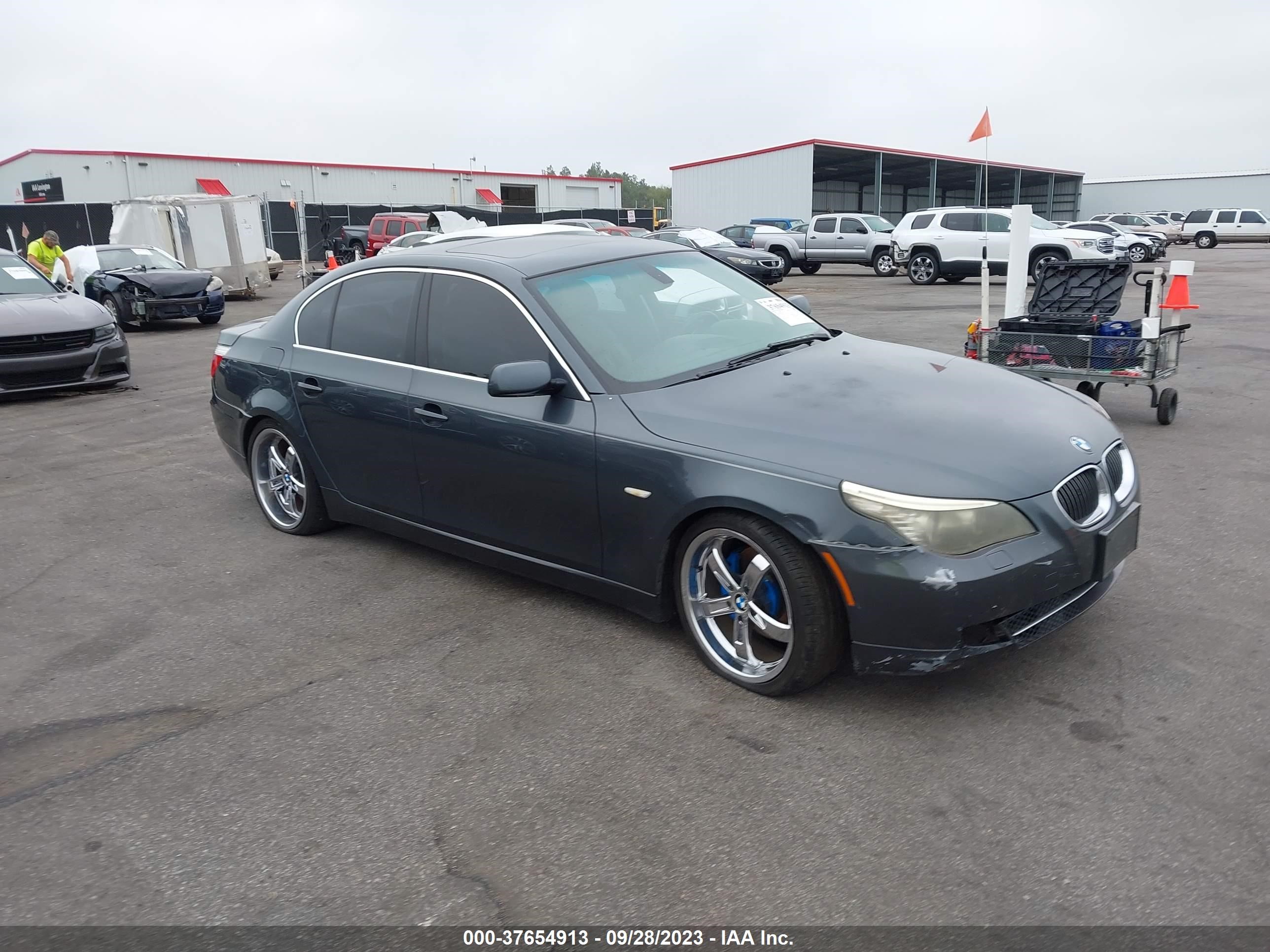 BMW 5ER 2008 wbanu53508c114036