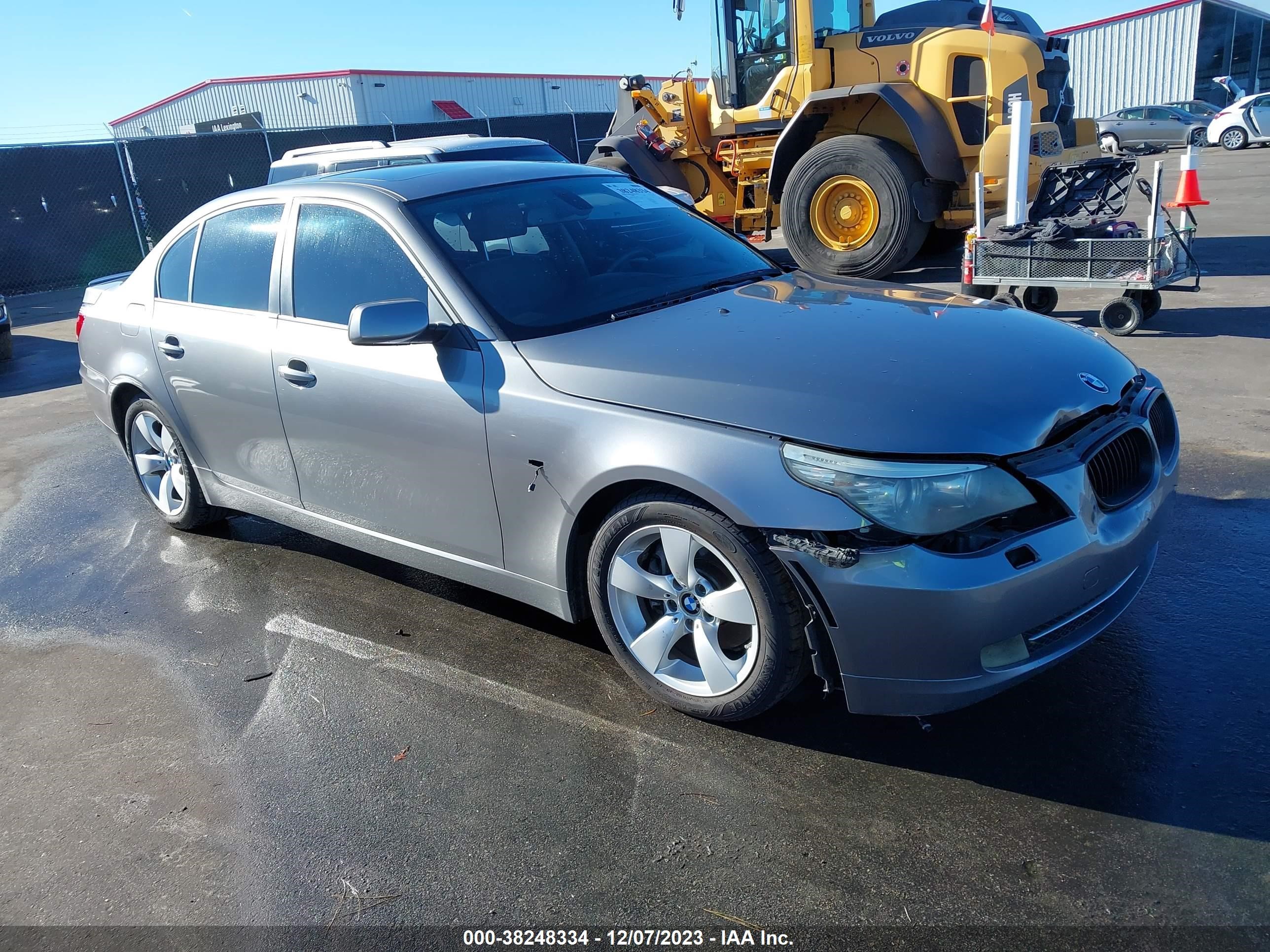 BMW 5ER 2008 wbanu53518ct03293