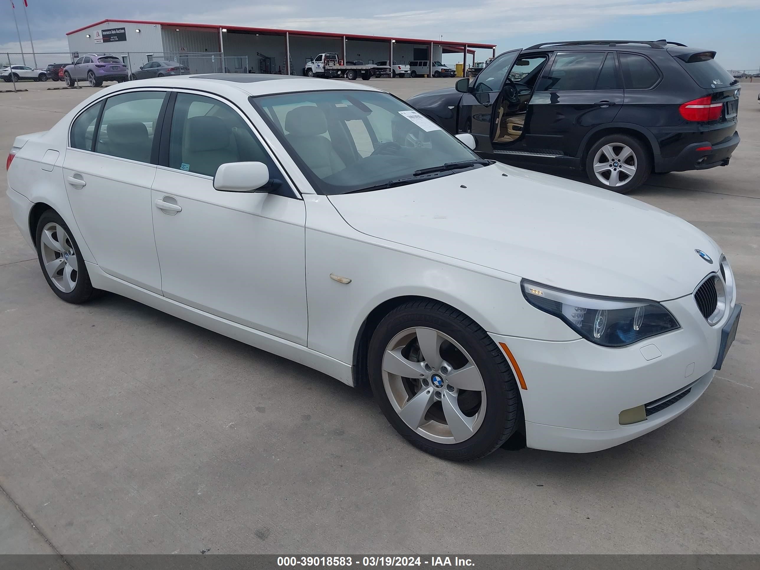 BMW 5ER 2008 wbanu53538c111616