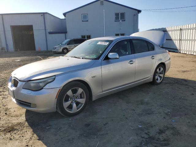 BMW 528 I 2008 wbanu53538ct10049