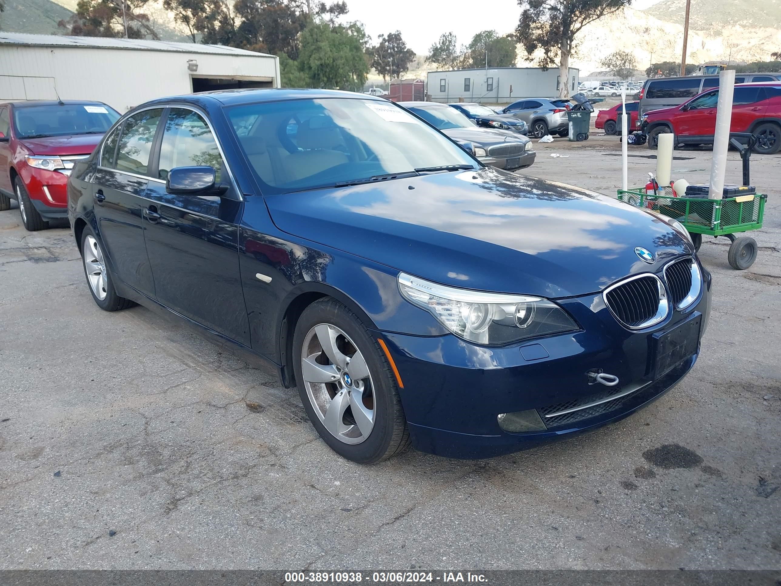 BMW 5ER 2008 wbanu53558ct11459