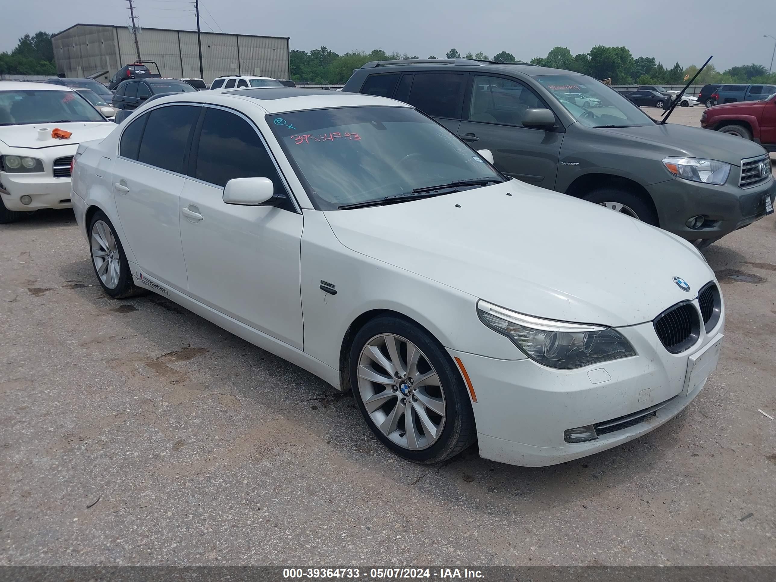 BMW 5ER 2009 wbanu53579c122040