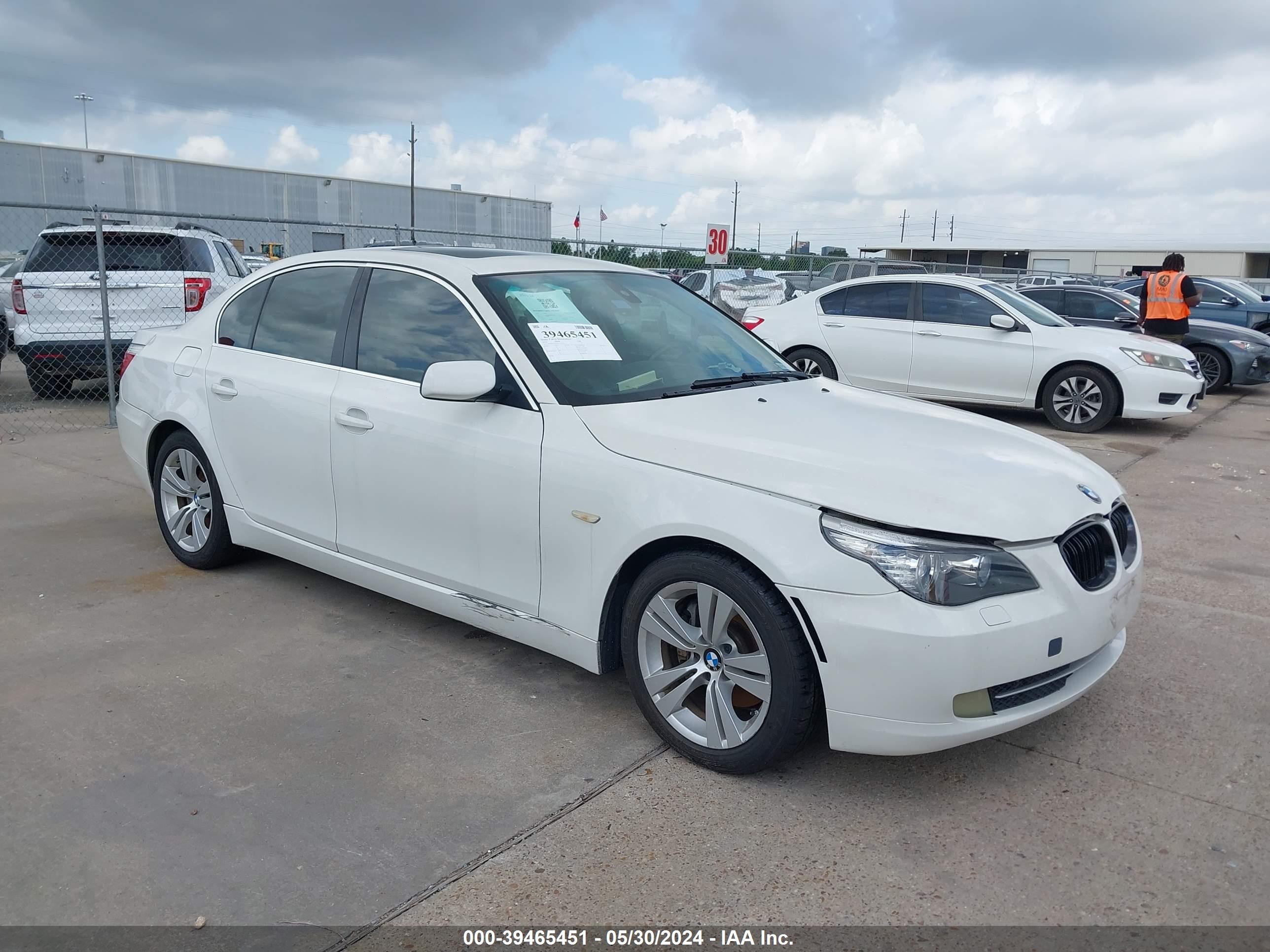 BMW 5ER 2010 wbanu5c51ac125522