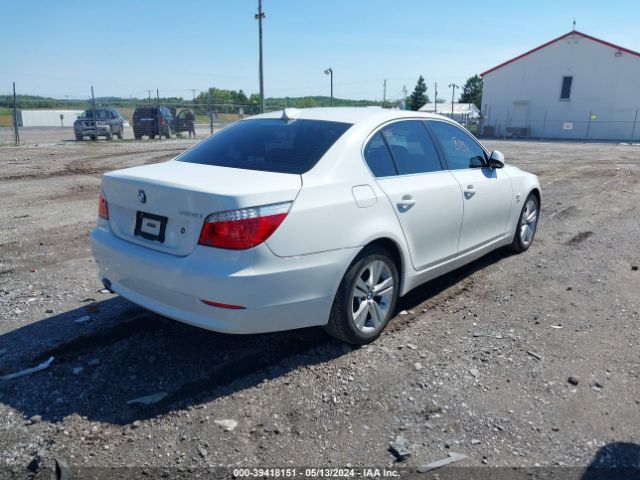 BMW 528I 2010 wbanv1c54ac389372