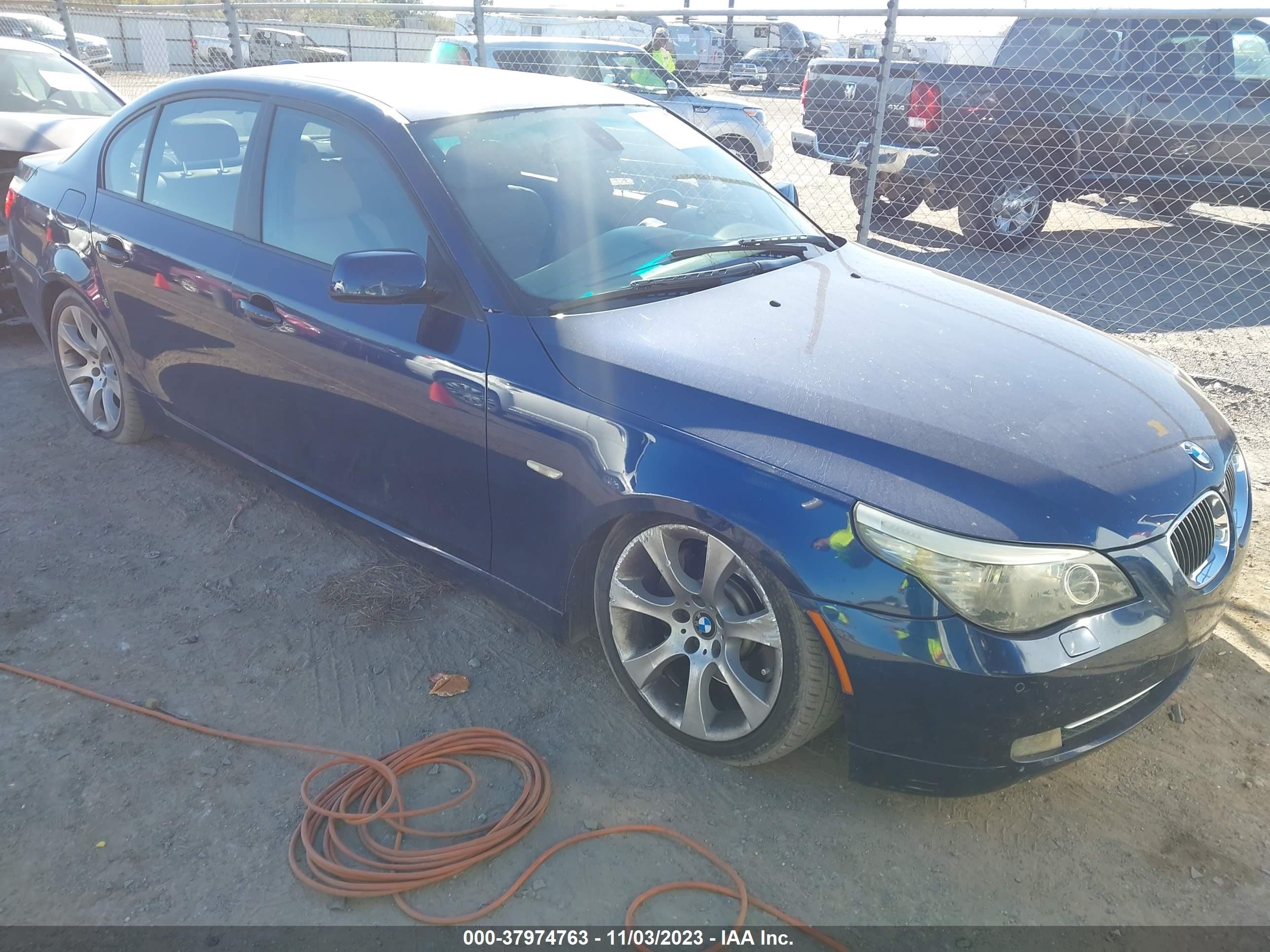 BMW 5ER 2008 wbanw13508cz81858