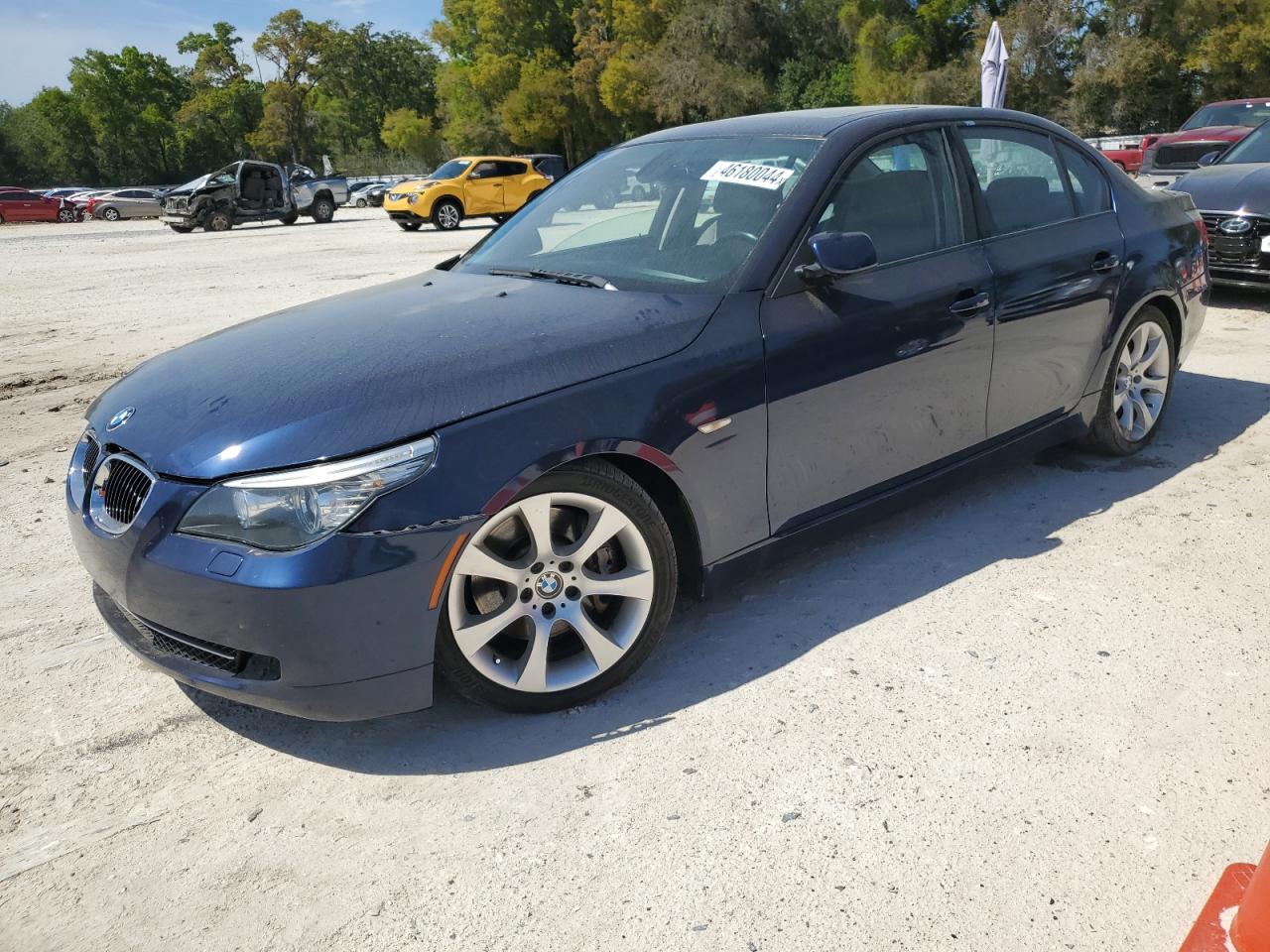 BMW 5ER 2008 wbanw13518cz75454