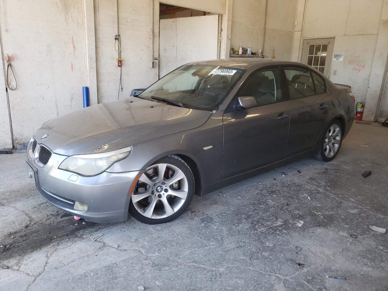 BMW 5ER 2008 wbanw13538cz78551