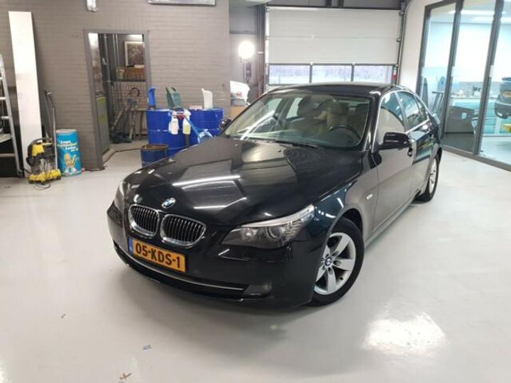 BMW 5-SERIE 2009 wbanx51060c062060