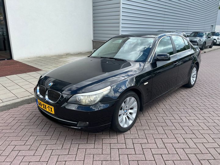 BMW 5-SERIE 2007 wbanx51080ct59394