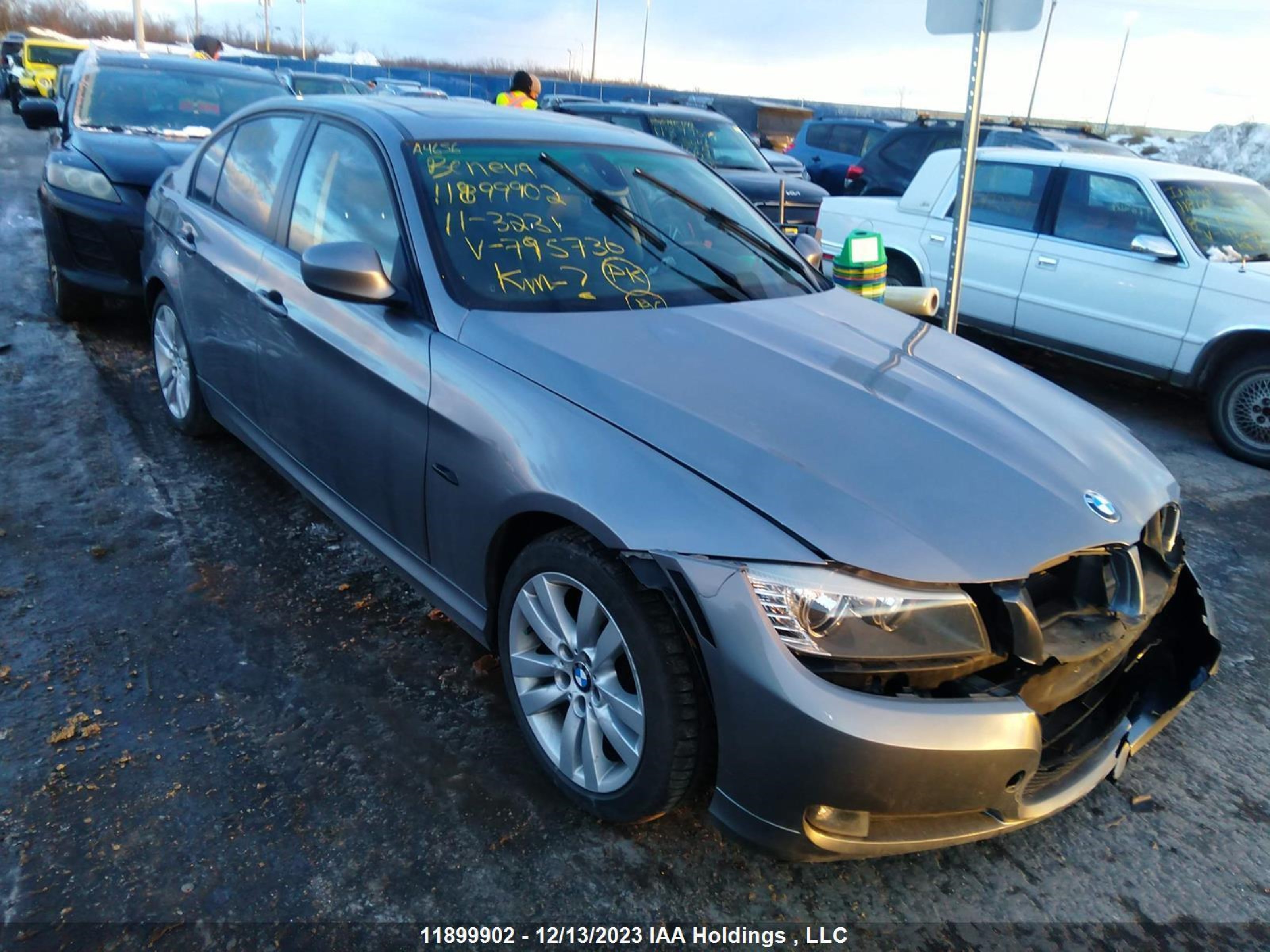 BMW 3ER 2011 wbapg7c54ba795736